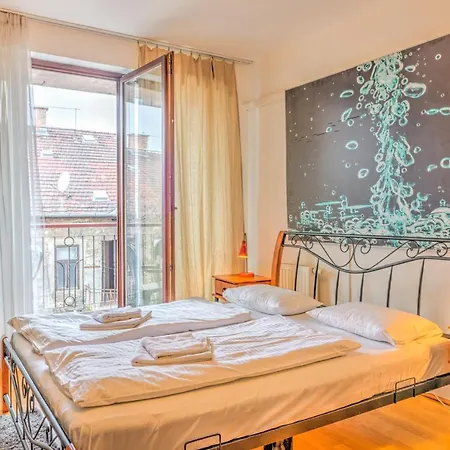 Capital Aparthotel