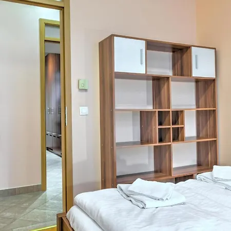 Capital 4* Budapest