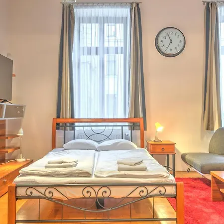Capital 4* Budapest