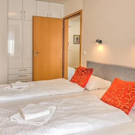 Capital Aparthotel 4*