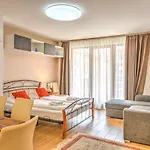 Capital Hotel apartamentowy 4*