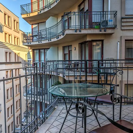 Capital Hotel de apartamente