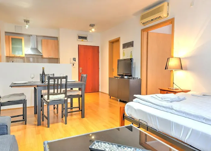 Capital 4* Budapest